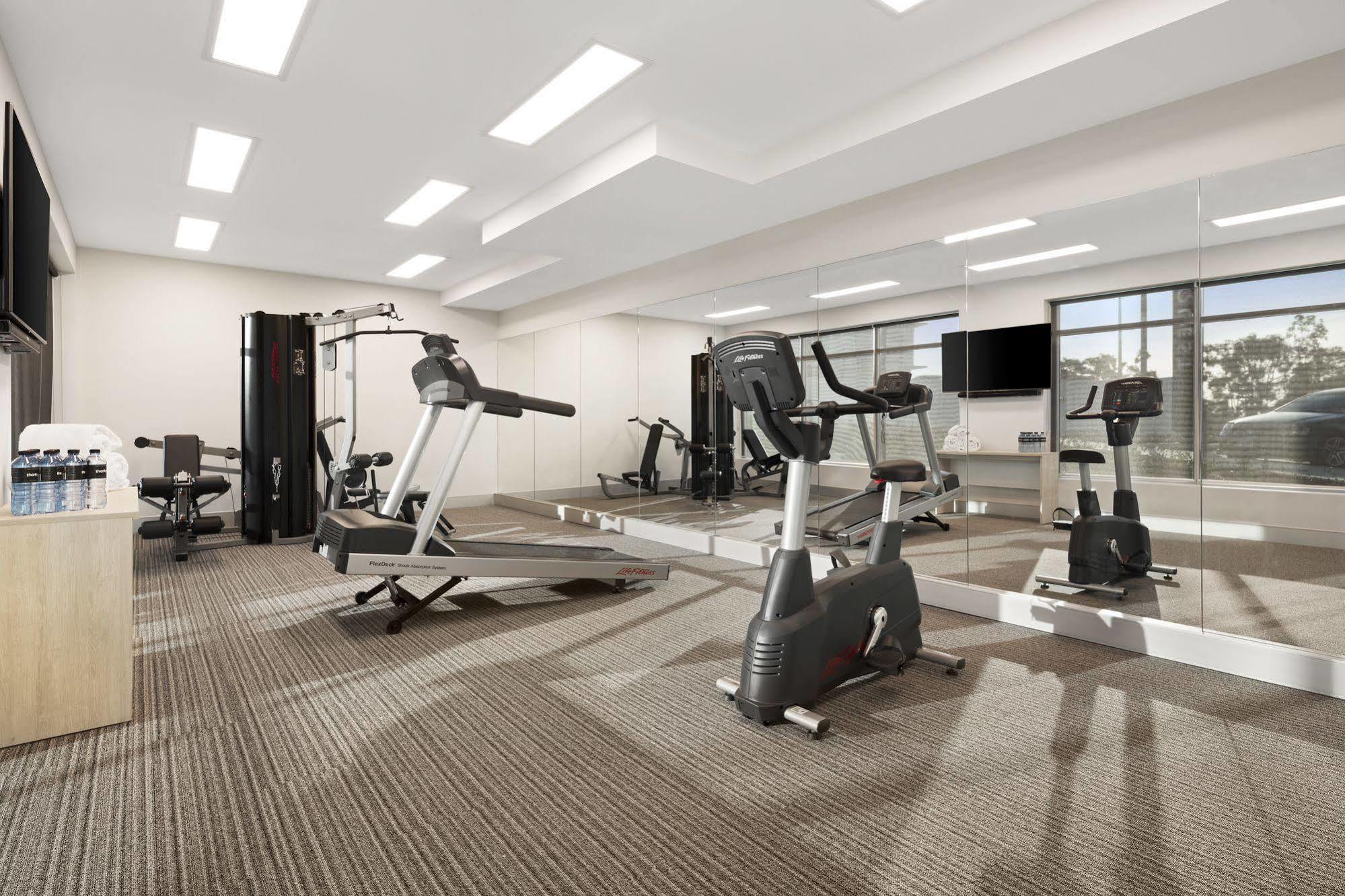 Quest Eight Mile Plains Aparthotel Бризбейн Екстериор снимка