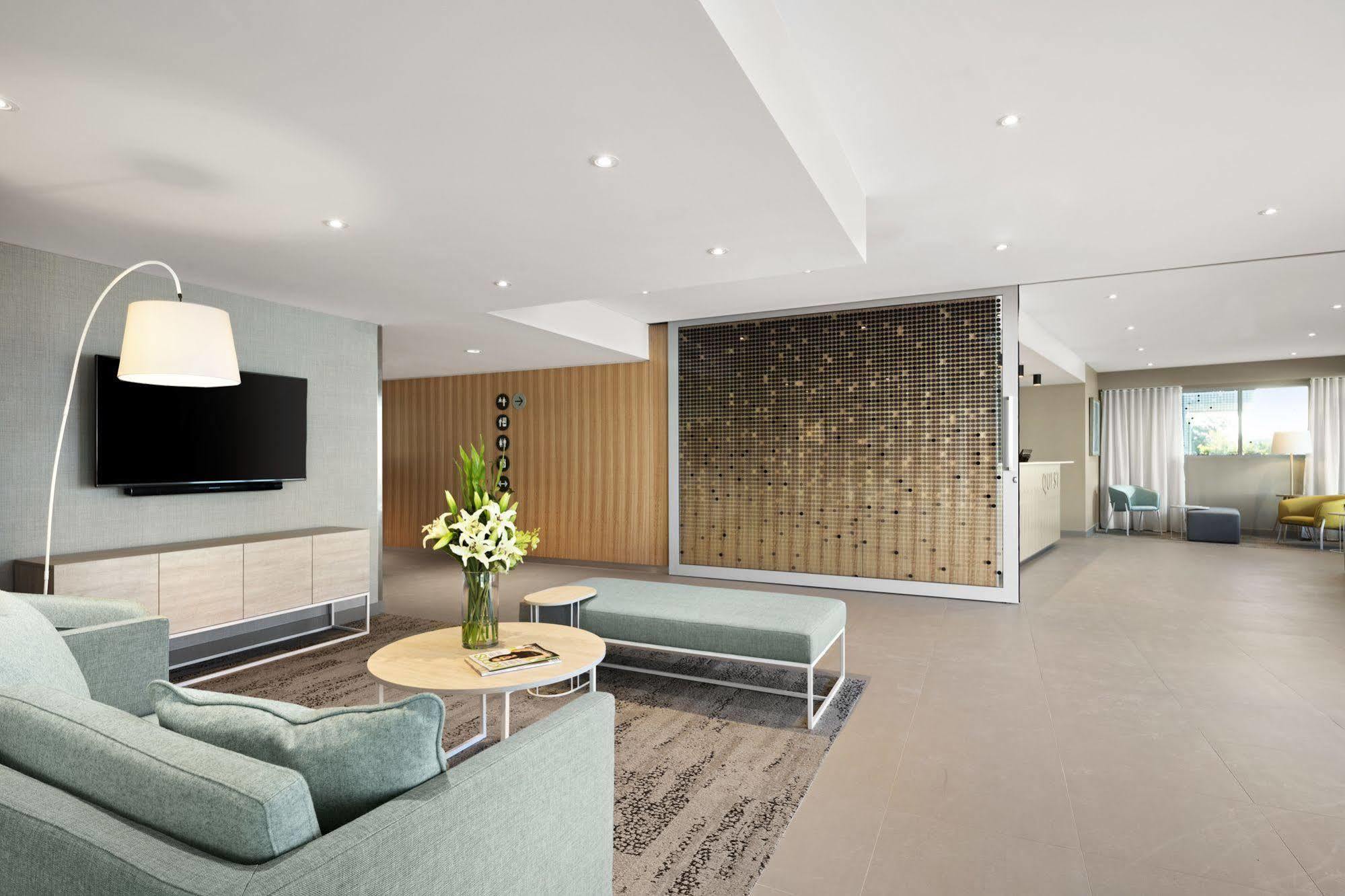 Quest Eight Mile Plains Aparthotel Бризбейн Екстериор снимка